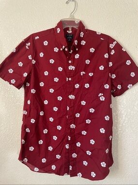 J. Crew Menโs Short-Sleeve Shirt